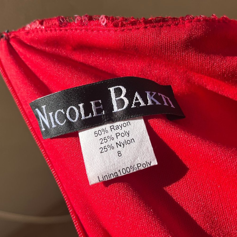 Nicole Bakti one shoulder gown - Picture 6 of 9